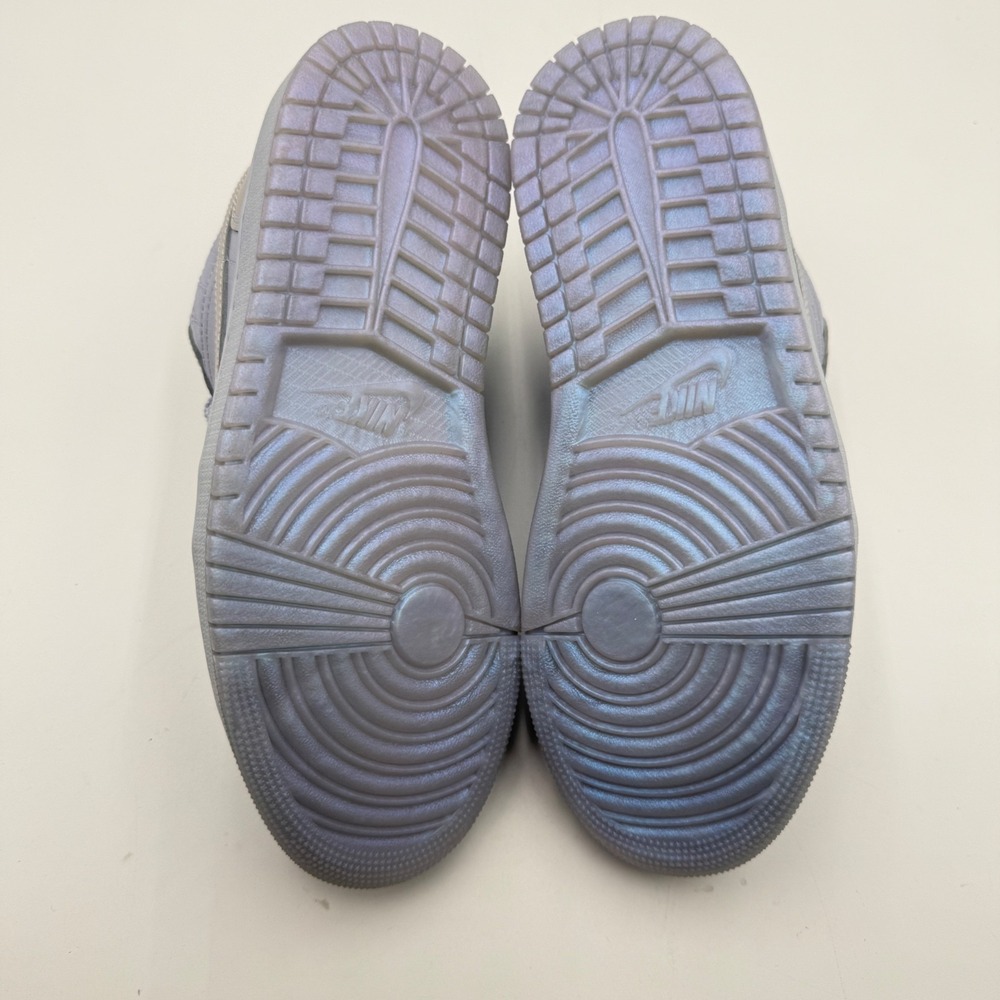 Nike Women's 9 Air Jordan 1 Low SE Ghost/Pure Platinum-Sail IM5129-010 NEW - Picture 6 of 7